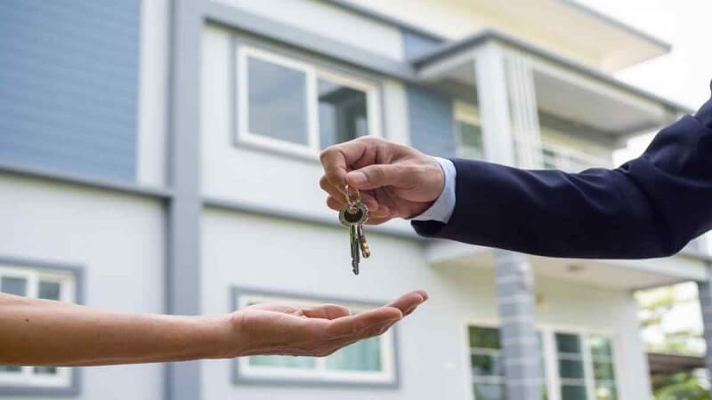 Selling Your Home in a Changing Market: Strategies for Success